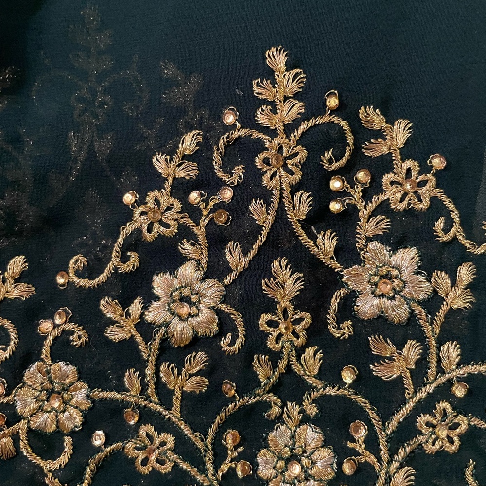 ❌SOLD❌ Beautiful party Hijab 🩷